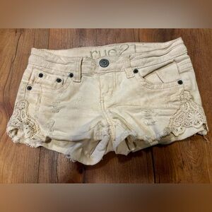 Rue21 White/Cream Shorts